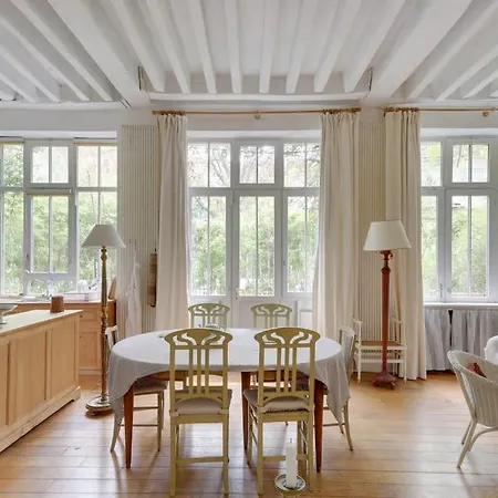 Id 340 - Type - Montorgueil Apartment
